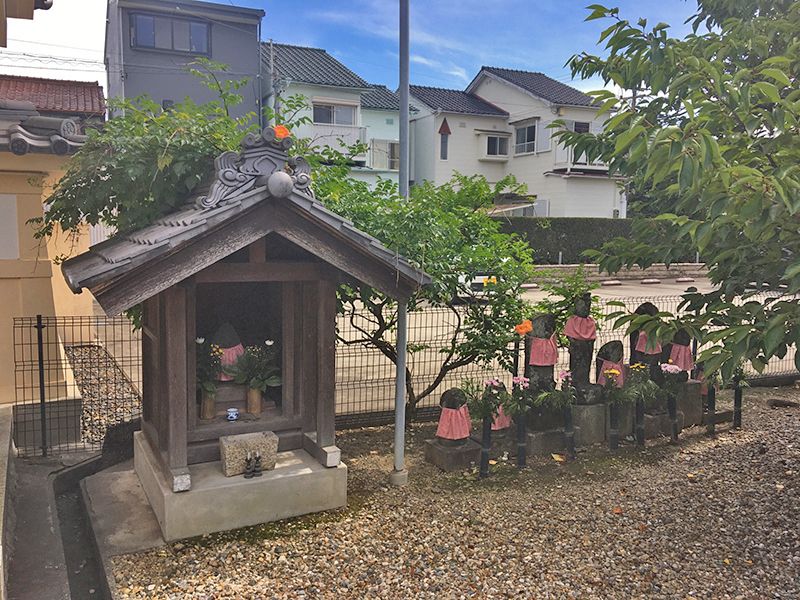慈徳院