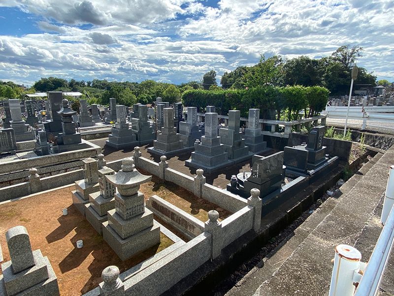 平和公園 乾徳寺墓地
