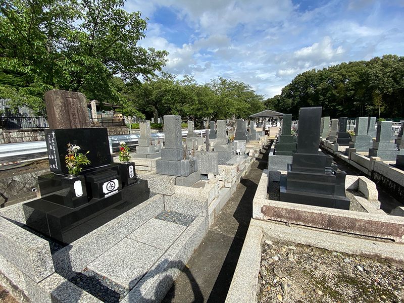 平和公園 乾徳寺墓地