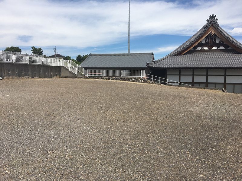 泉徳寺 のうこつうぼ