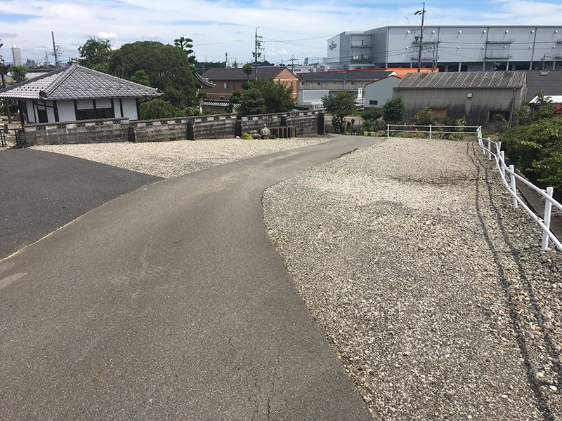 泉徳寺 のうこつうぼ