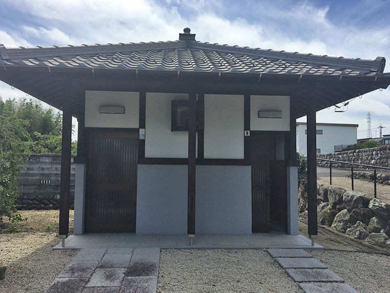 泉徳寺 のうこつうぼ
