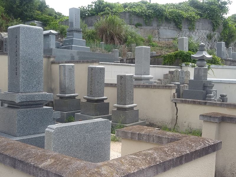 向山墓地