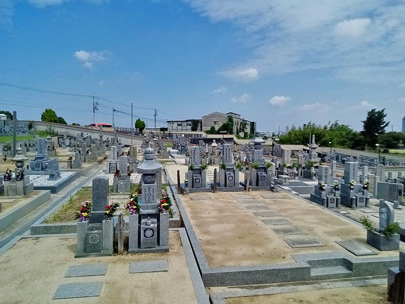 山本共同墓地
