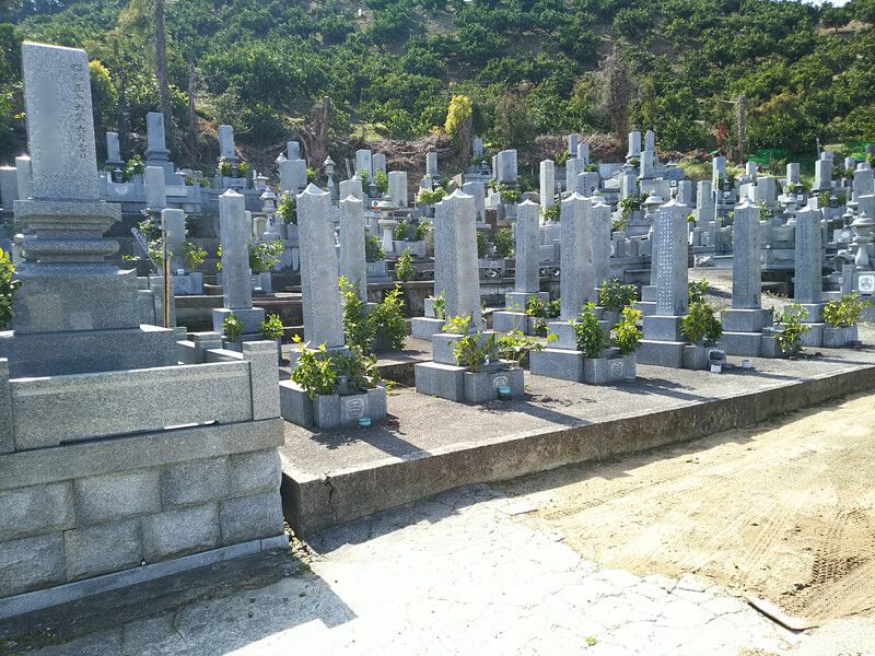 松山市営 北斎院墓地