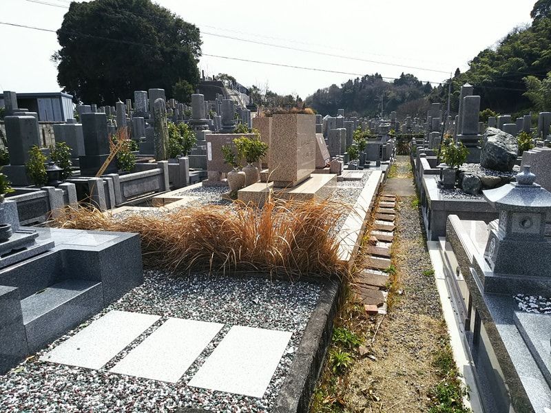 松山市営 梅津寺墓地