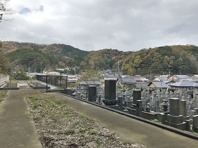 真宗寺墓地
