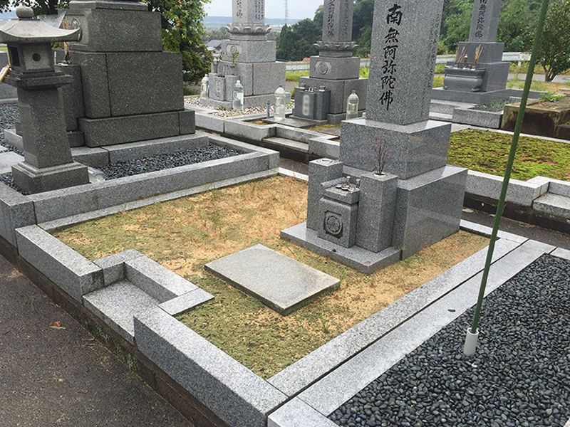 津幡町営 鷹の松墓地公園