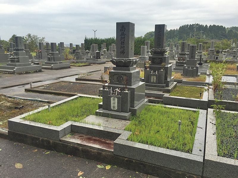 津幡町営 鷹の松墓地公園