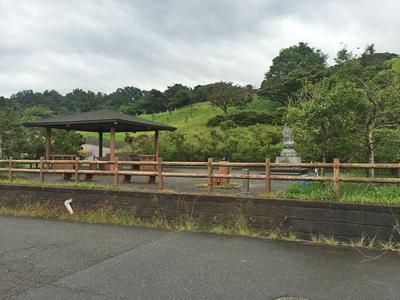 津幡町営 鷹の松墓地公園