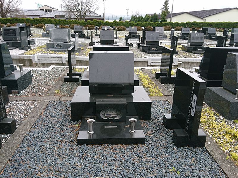 安曇野市営 穂高墓地公園