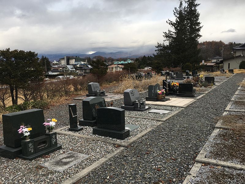 原村営 久保地尾根西墓地