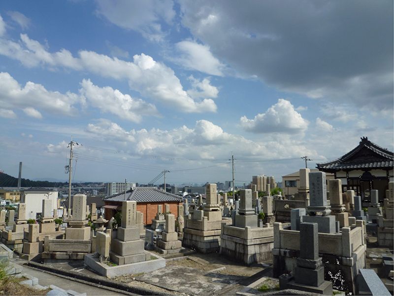 川西市火打墓地