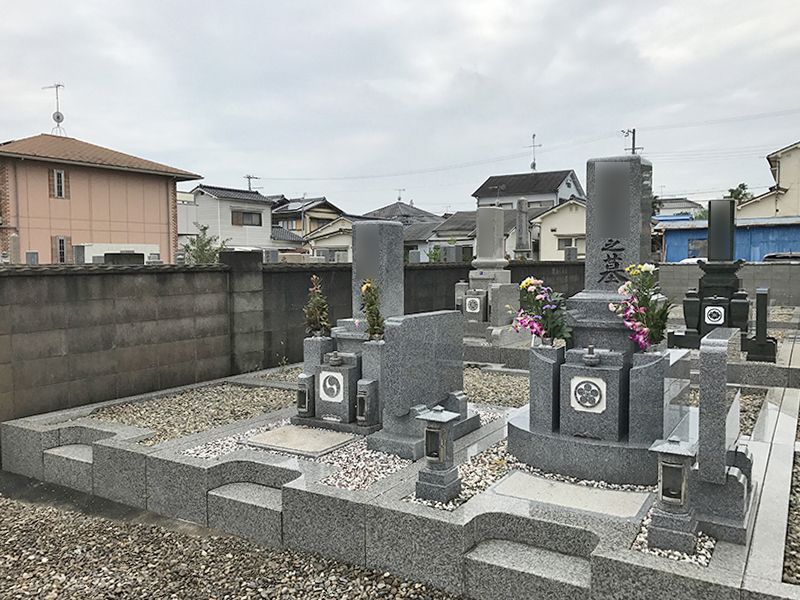 日輪寺南墓地