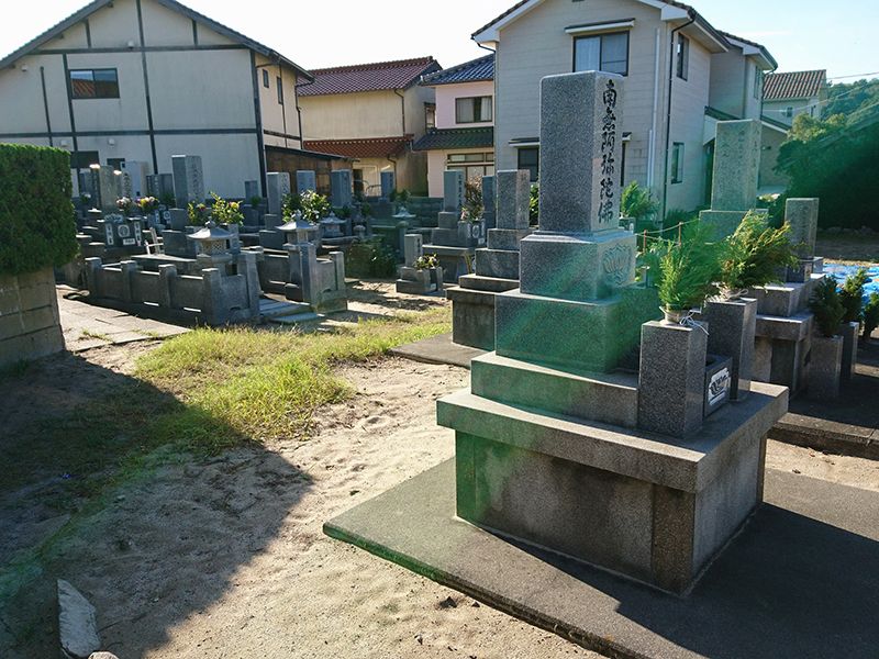 浜田市営 下府下の浜共同墓地