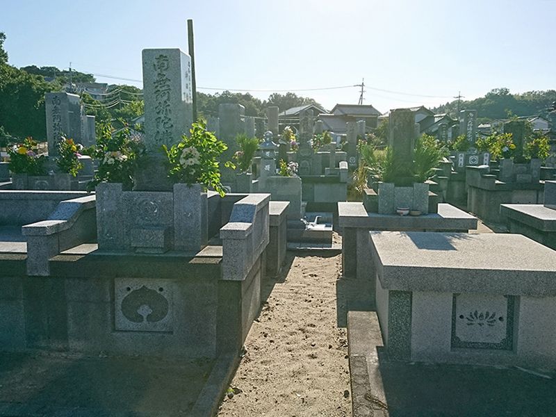 浜田市営 下府上の浜共同墓地