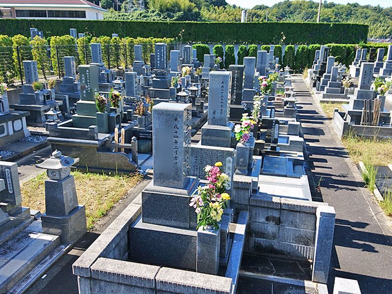 浜田市営 竹迫墓地