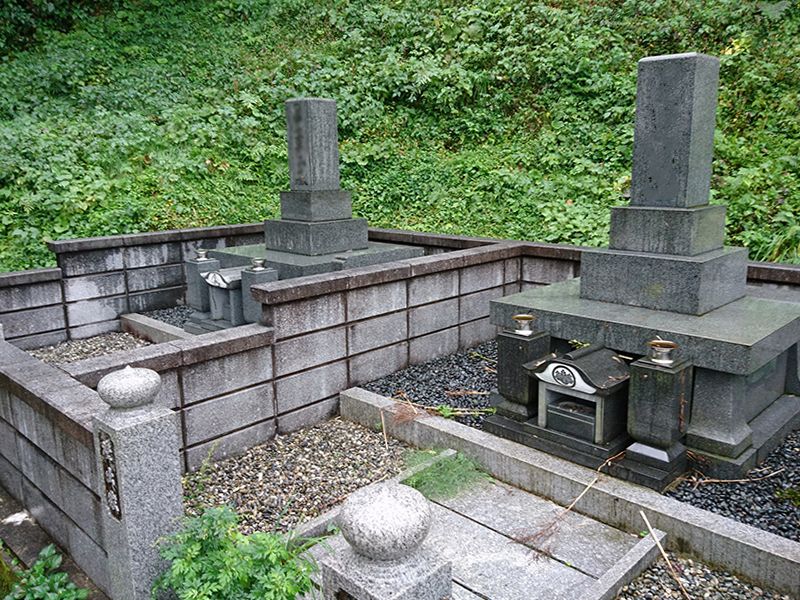 益田市営 梨の木墓地公園