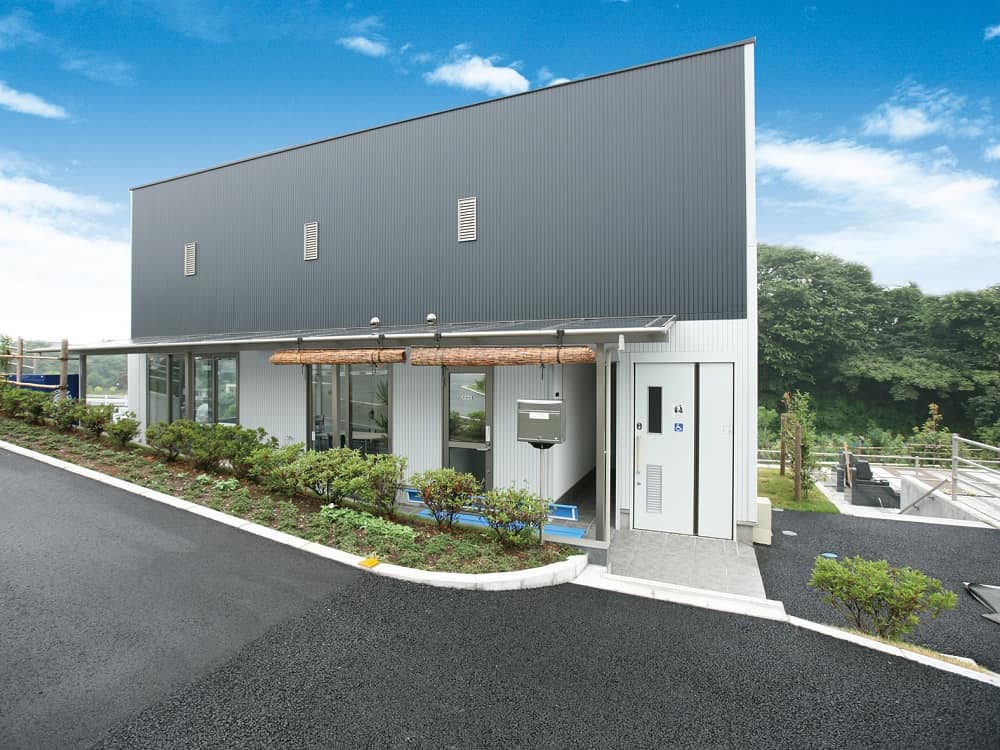 川口霊園 かわぐちの杜　管理棟外観