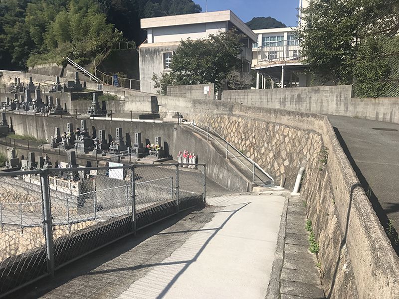 呉市営 二川墓地