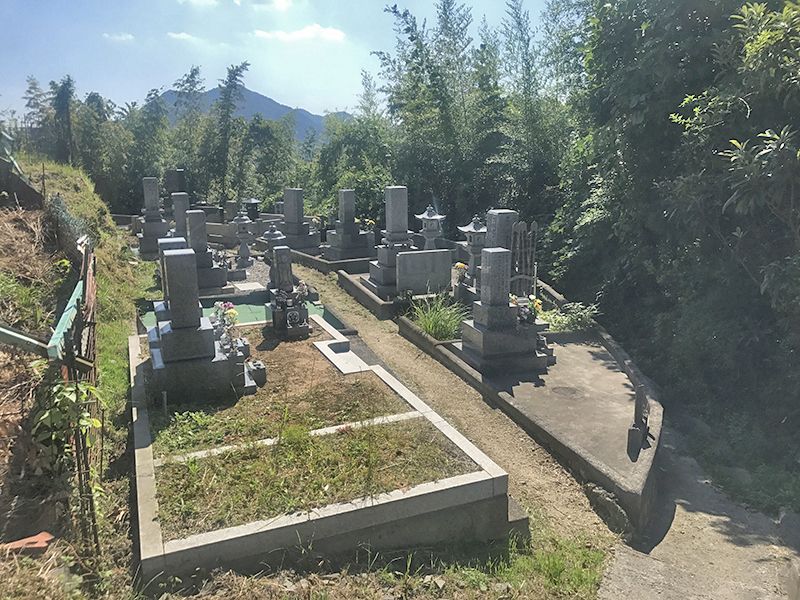 呉市営 望地墓地