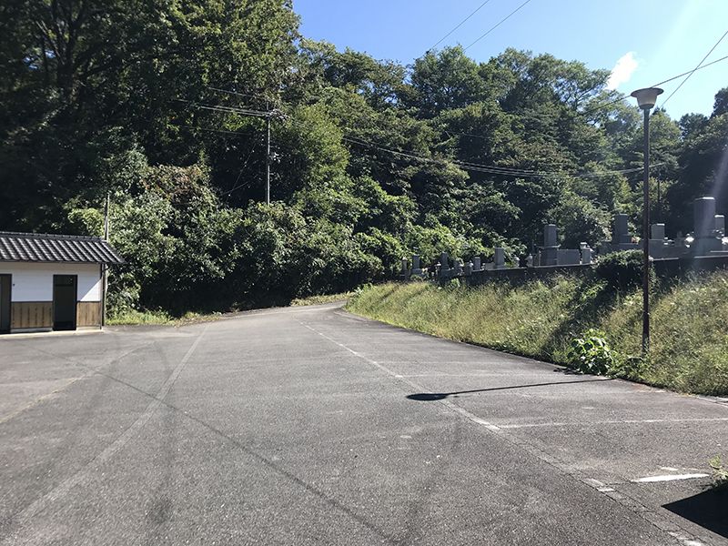 三次市粟屋墓地