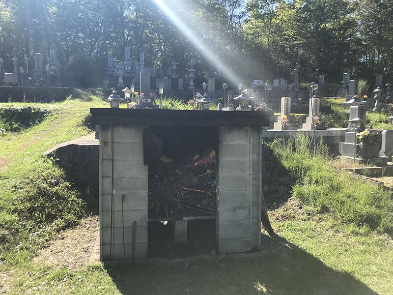 三次市岡田墓地