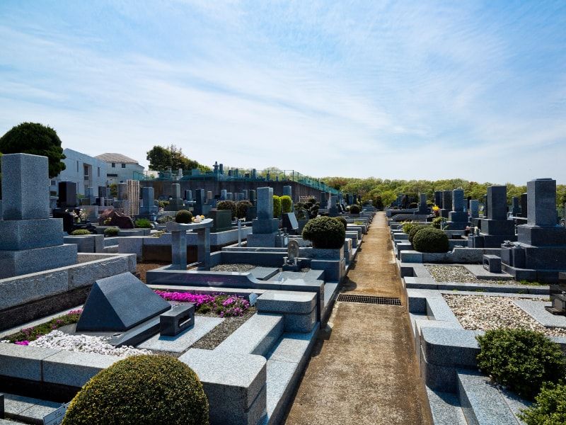 春秋苑　手入れが行き届いた墓域