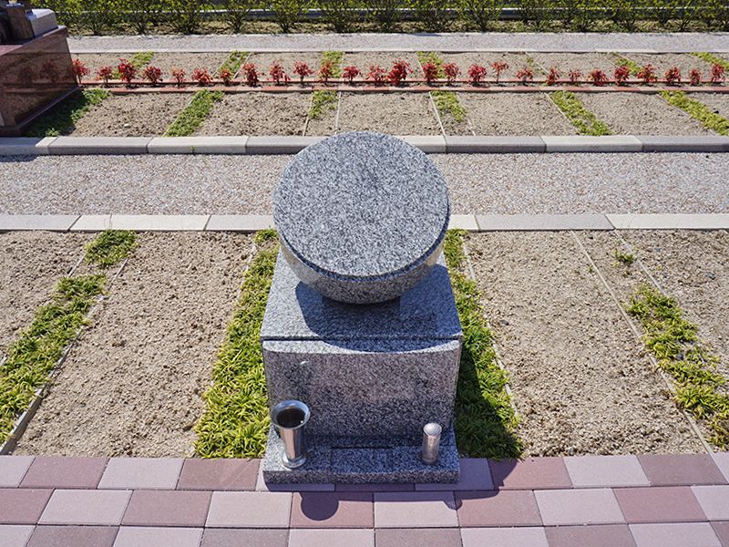 神辺金剛寺墓苑