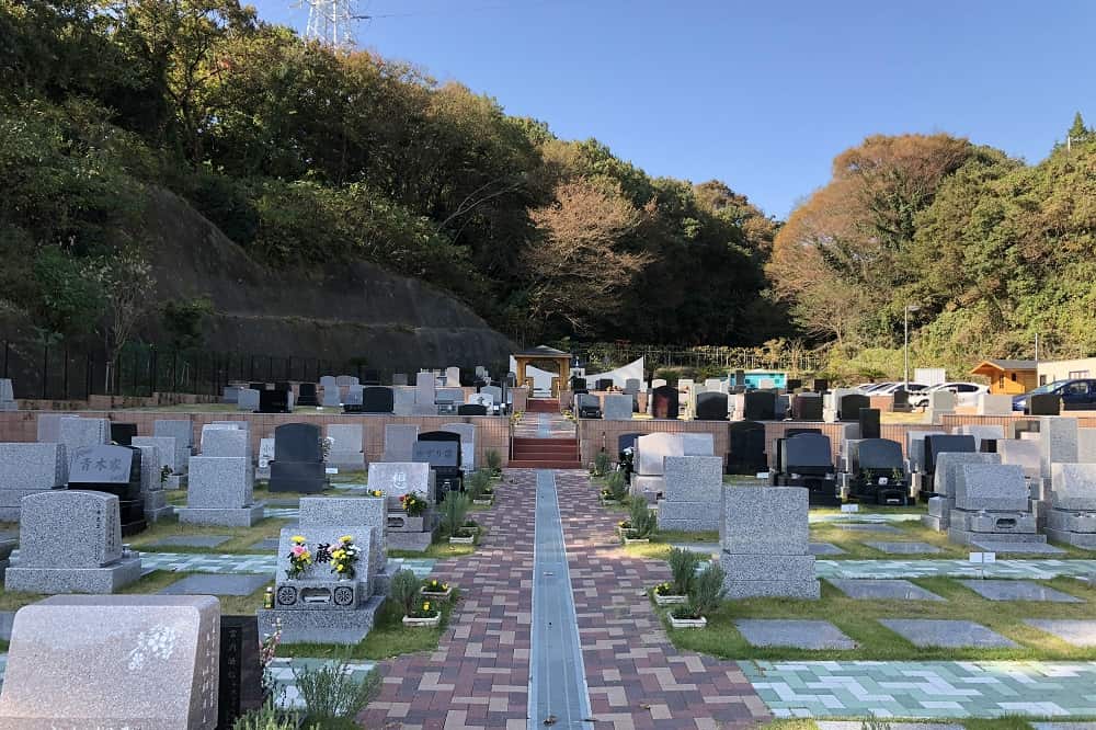 メモリアルパーク大磯　全ての区画でペット共葬可能