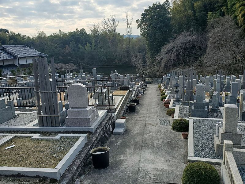 正法寺春日霊苑