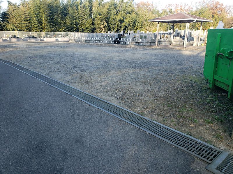 霊岩寺墓苑-安寧路－（永代供養墓）