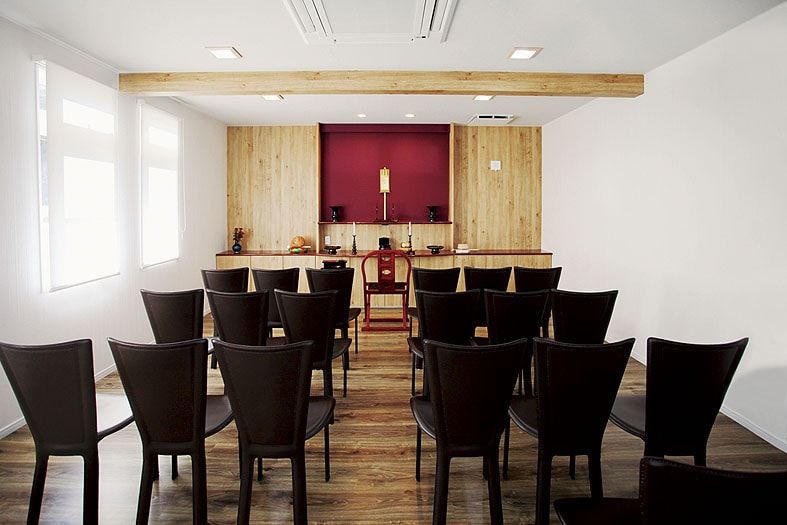 メモリアルパーク大磯　管理棟2Fにある法要室