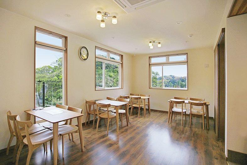 メモリアルパーク大磯　管理棟1Fにある休憩所