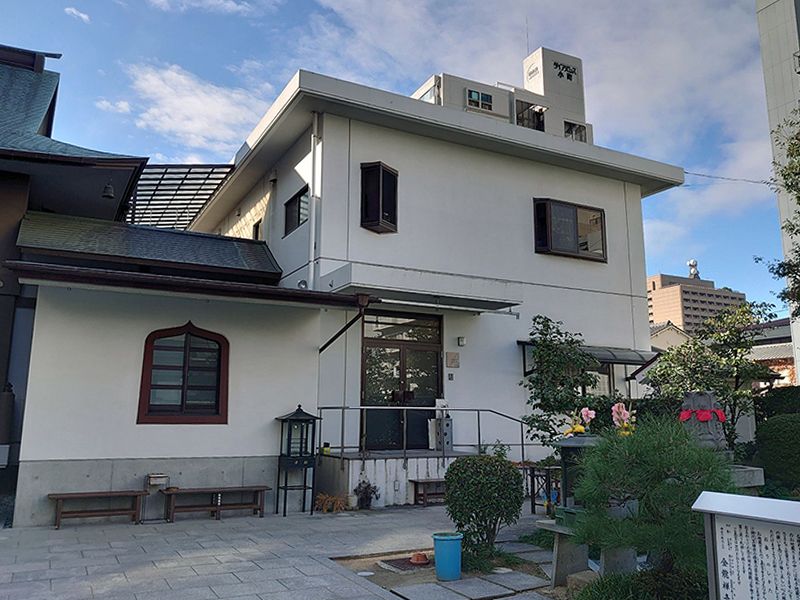 金龍禅寺境内墓地
