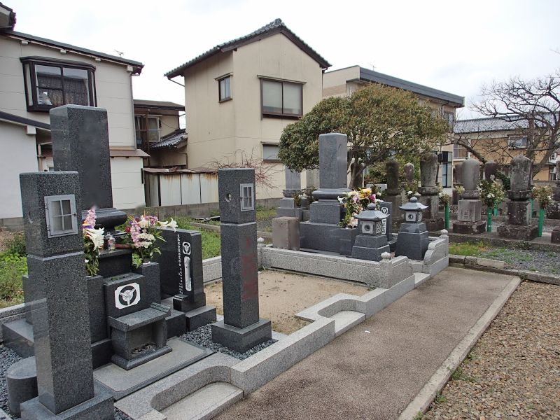 行徳墓地