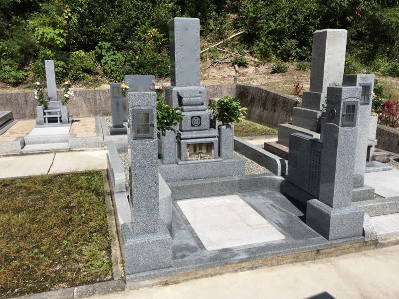 三朝町営 山田墓地