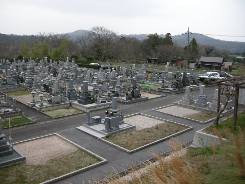 伯耆町町営公園墓地