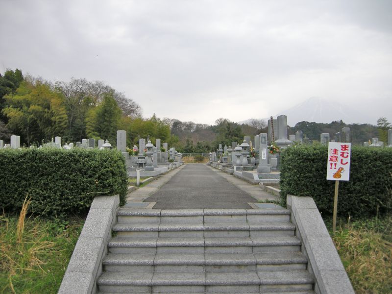伯耆町町営公園墓地
