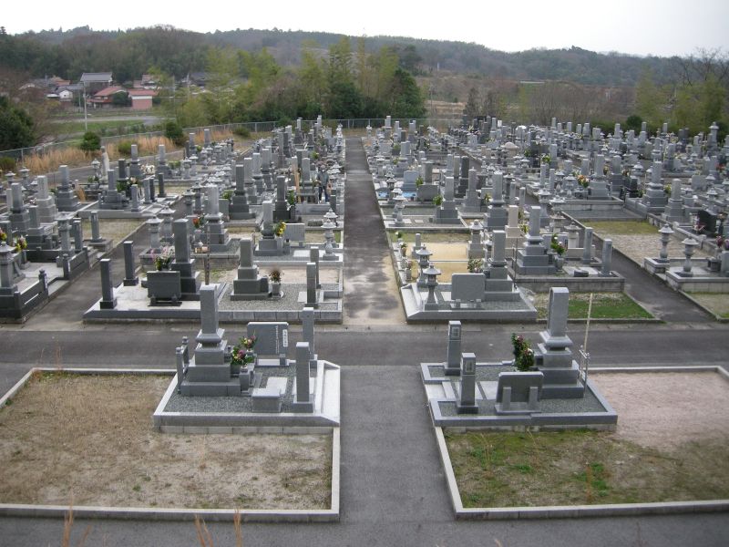 伯耆町町営公園墓地