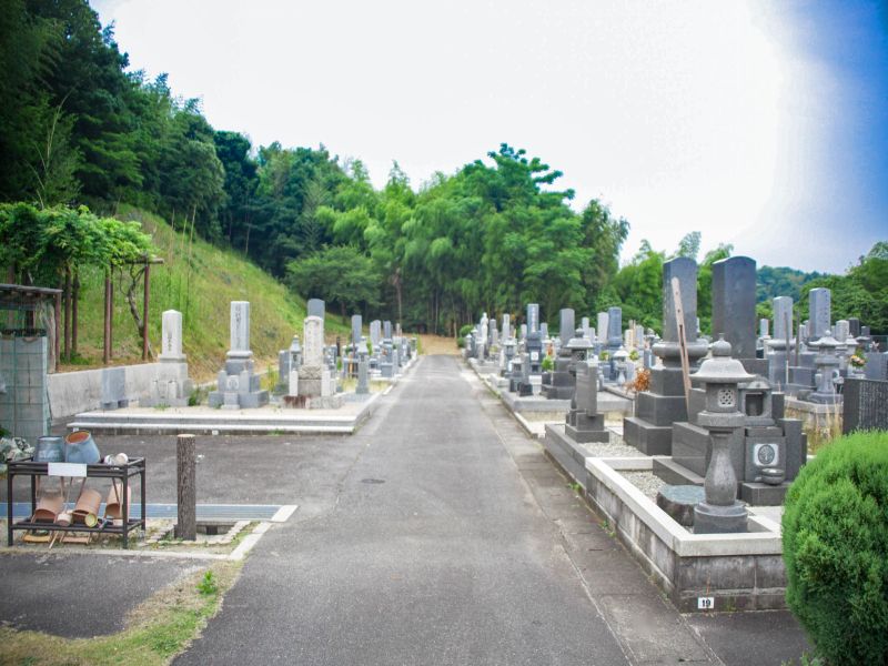 伯耆町町営公園墓地