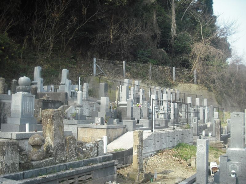 凉善寺墓地