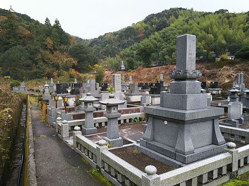 高知市営 下秋山墓地