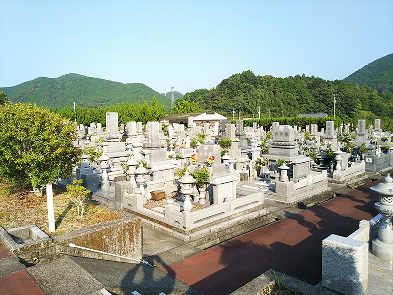 宿毛市立墓地公園