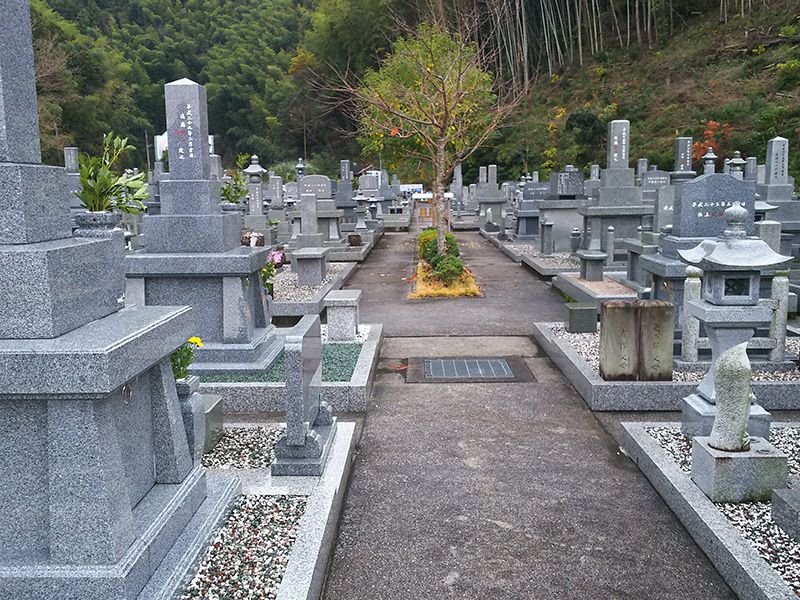 聖域公園墓地