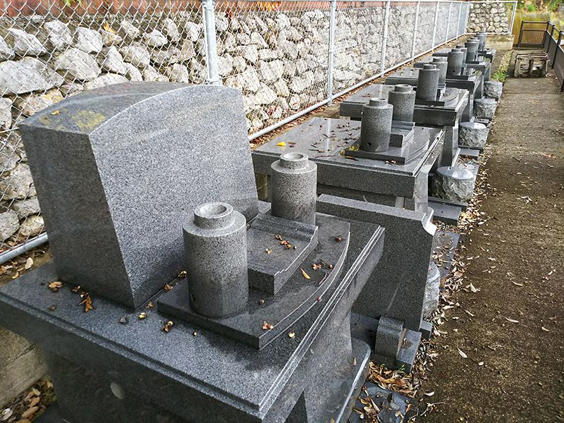 第六・南国公園墓地