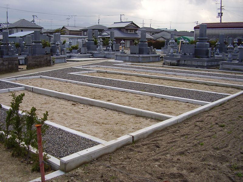 長覚寺 西方苑墓地