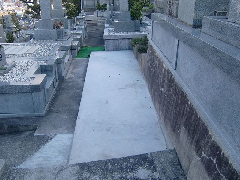 宝塔寺墓苑