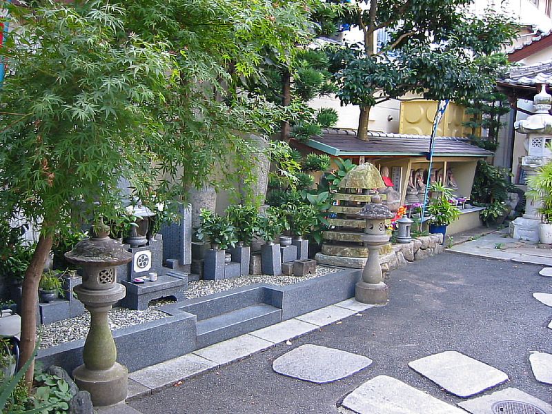 宝林寺墓苑