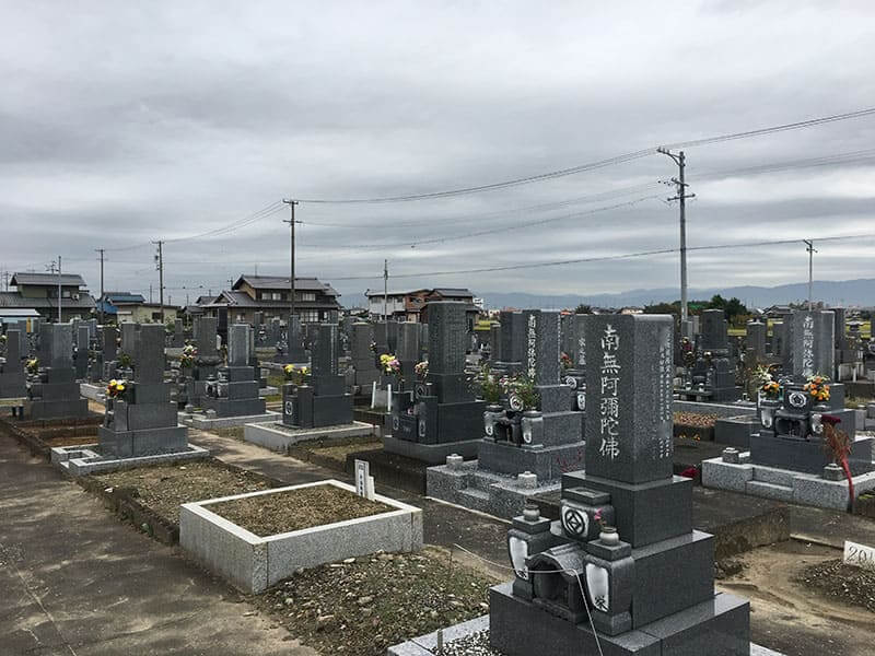 羽島市営 新井区墓地